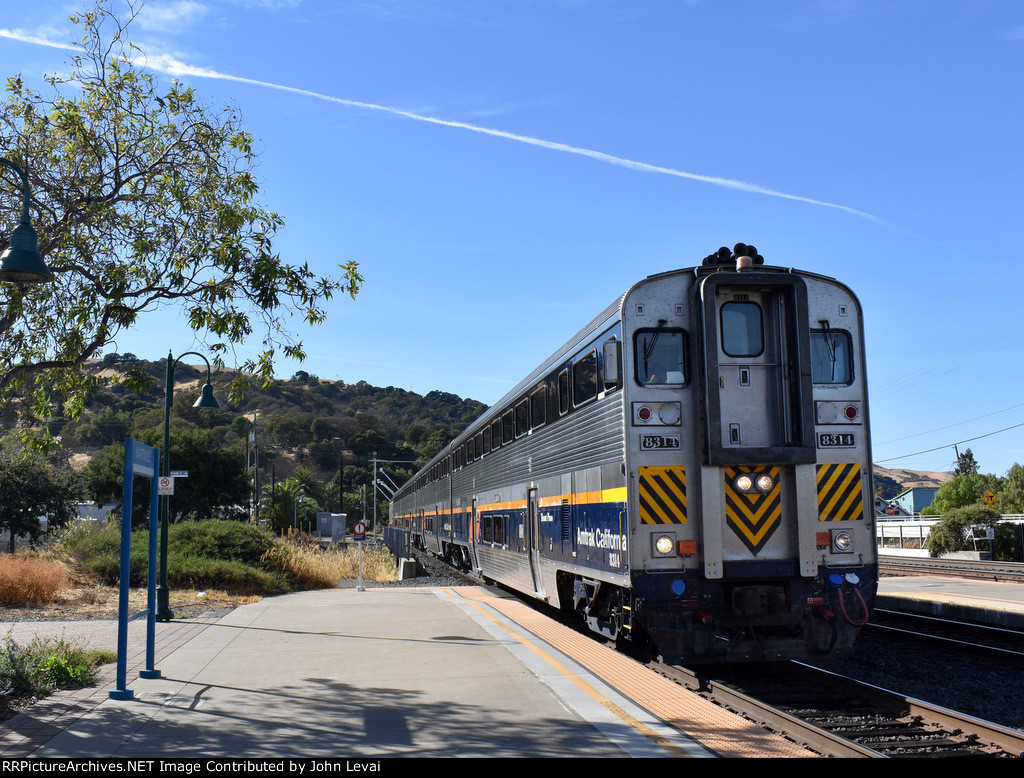 Amtrak Train # 534 approaching with California Bilevel Cab Car # 8314 on the point 